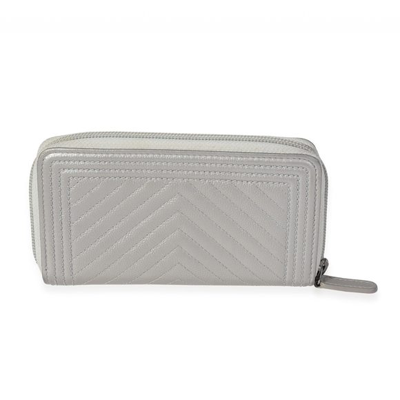 Chanel Silver Chevron Quilted Zip-Around Boy Wallet - Picture 3 of 7